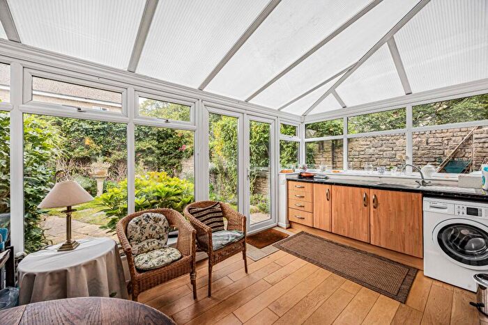 3 Bedroom Semi-Detached House For Sale In Braybrooke Close, Tetbury, GL8
