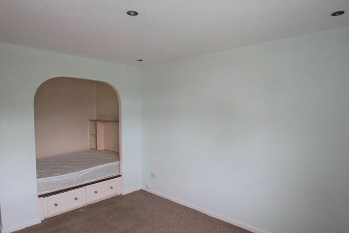 1 Bedroom Flat To Rent In Catkin Close, Quedgeley, Gloucester, GL2