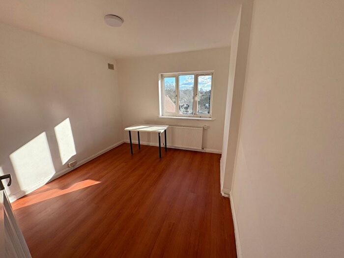 1 Bedroom Flat To Rent In Lordship Lane, Wood Green / Tottenham, N17