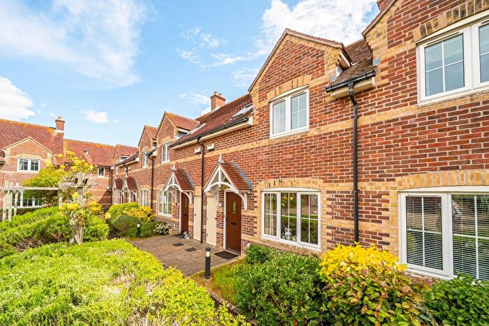 3 Bedroom Terraced House For Sale In Fountain Square, Hayling Island, PO11