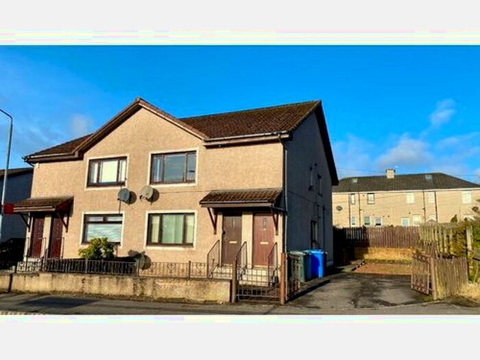 2 Bedroom Flat To Rent In Easter Road, Dykehead, ML7
