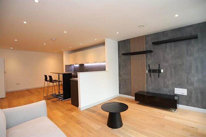 2 Bedroom Apartment To Rent In One Cutting Room Square, Ancoats, M4