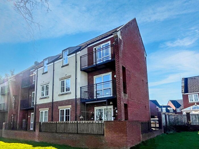 2 Bedroom Flat For Sale In Turner Square, Morpeth, NE61