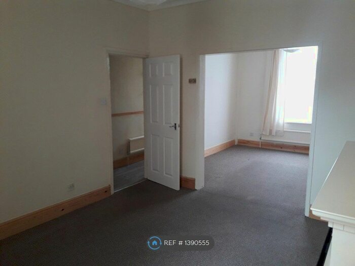 3 Bedroom Terraced House To Rent In York Street, Runcorn, WA7