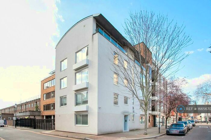 Studio To Rent In Westwood House, London, SW10