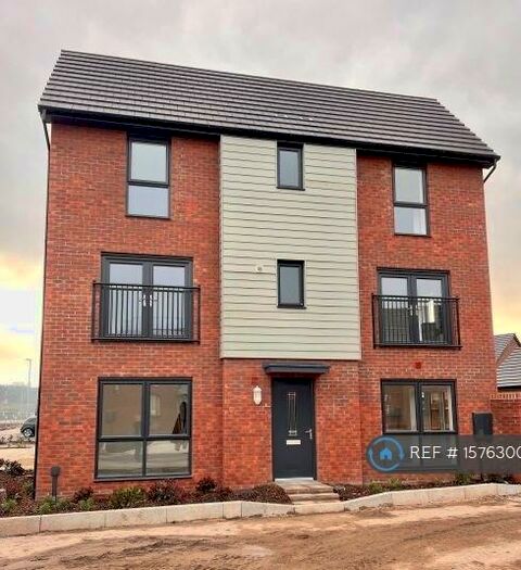 3 Bedroom End Of Terrace House To Rent In Mabey Drive, Chepstow, NP16