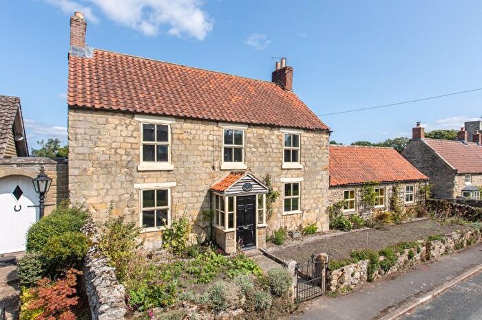 4 Bedroom Detached House For Sale In Lockton, Pickering, YO18