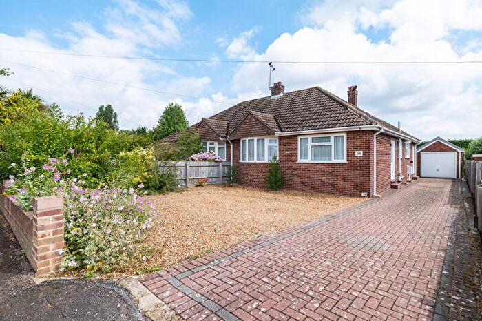 2 Bedroom Bungalow For Sale In Shenley Road, Bletchley, Milton Keynes, MK3