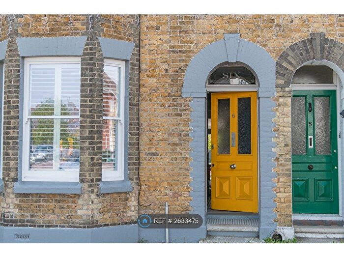 3 Bedroom Terraced House To Rent In Gladstone Road, Whitstable, CT5