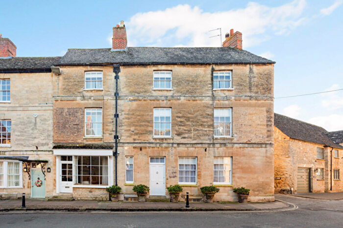 5 Bedroom End Of Terrace House For Sale In Park Street, Woodstock, Oxfordshire, OX20