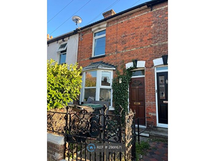 3 Bedroom Terraced House To Rent In Bramley Road, Snodland, ME6