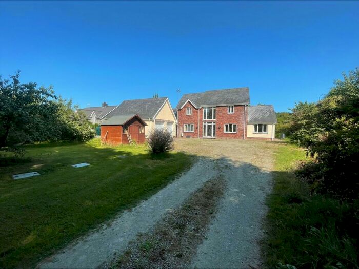 3 Bedroom Detached House For Sale In Pontgarreg, Llandysul, SA44