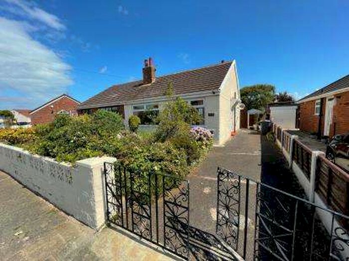 Houses for sale in Cleveleys, FY5, Lancashire