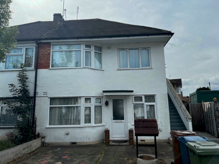 2 Bedroom Maisonette To Rent In Stuart Avenue, South Harrow, HA2