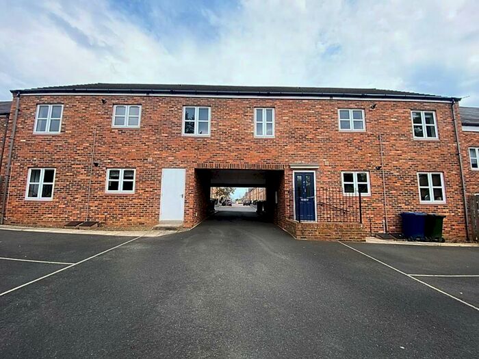 2 Bedroom Flat To Rent In Wyedale Way, Walker, Newcastle Upon Tyne, Tyne And Wear, NE6