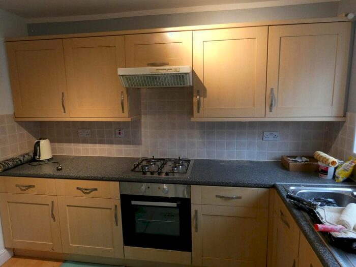 3 Bedroom Semi-Detached House To Rent In Arundel Drive, Mansfield NG19