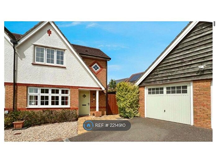 3 Bedroom Semi-Detached House To Rent In Crackington Avenue, Exeter, EX4