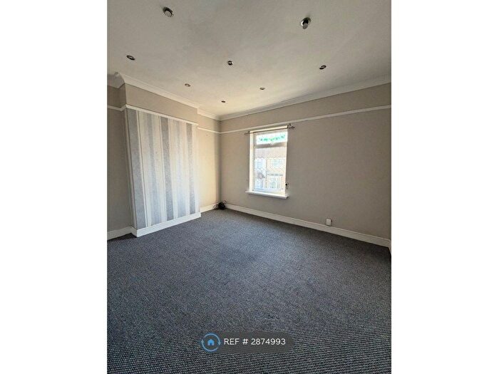 3 Bedroom Terraced House To Rent In Daubney St, Cleethorpes, DN35