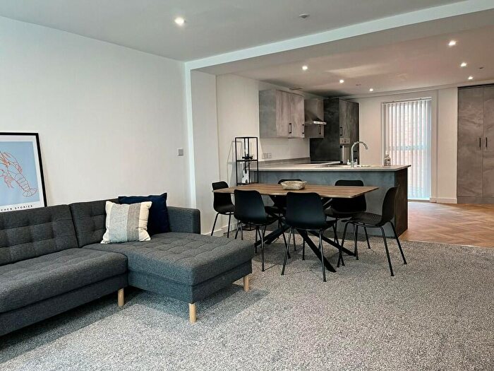 9 Bedroom Semi-Detached House To Rent In Camden Street, Liverpool, L3