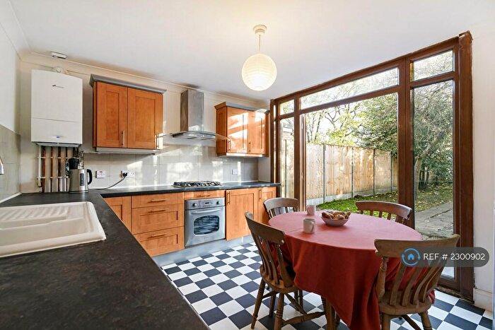 5 Bedroom Terraced House To Rent In Gurney Road, London, E15