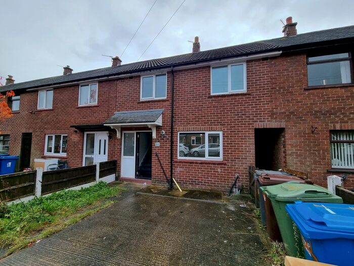 3 Bedroom Terraced House To Rent In Inward Drive, Wigan, WN6