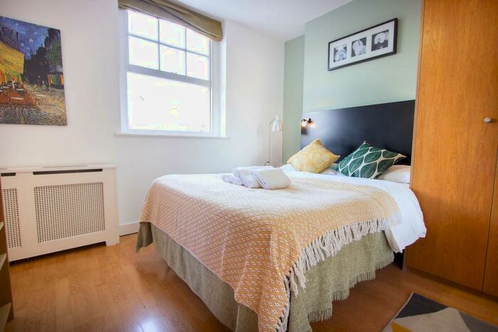 Studio To Rent In North Gower Street, Euston, London, NW1