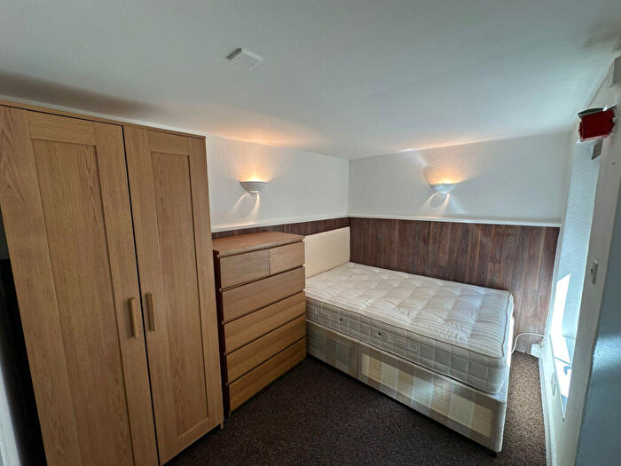 Studio To Rent In Studio - Clarence Road, London, E5