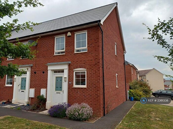 2 Bedroom End Of Terrace House To Rent In Seldon Crescent, Exeter, EX1