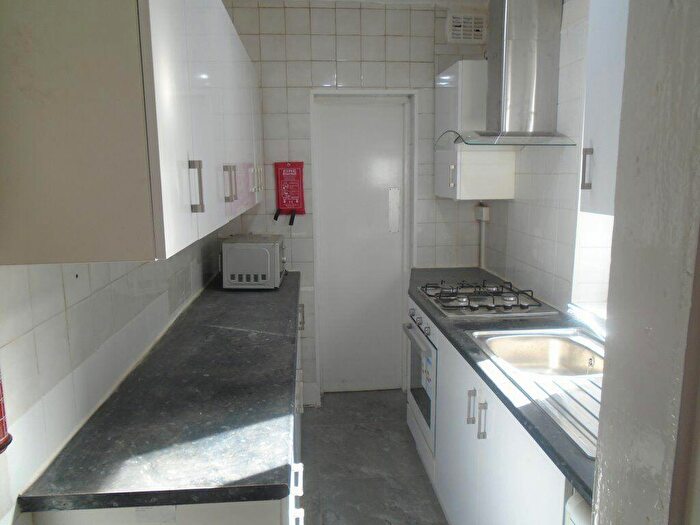 3 Bedroom House To Rent In Dale Road, B29