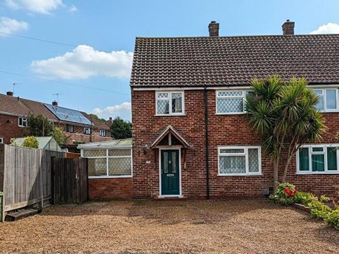 3 Bedroom Semi-Detached House For Sale In Guest Road, Bishopstoke, SO50