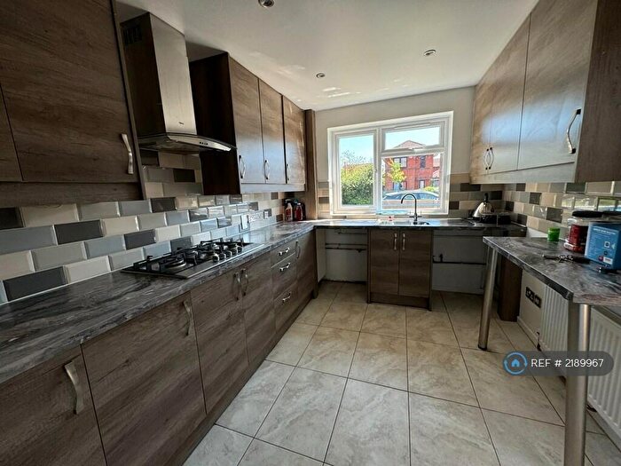 4 Bedroom Detached House To Rent In Hockliffe Brae, Walnut Tree, Milton Keynes, MK7