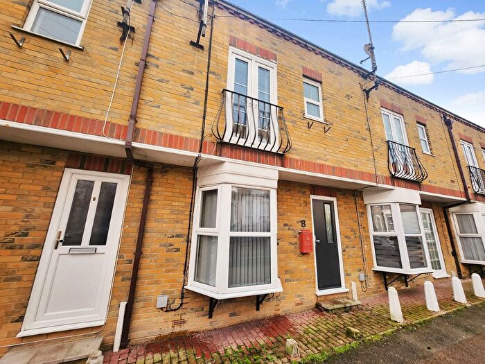 2 Bedroom Terraced House For Sale In Townley Street, Ramsgate, CT11