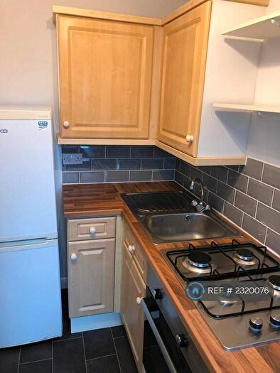 1 Bedroom Flat To Rent In Castle Court, Lewes, BN7
