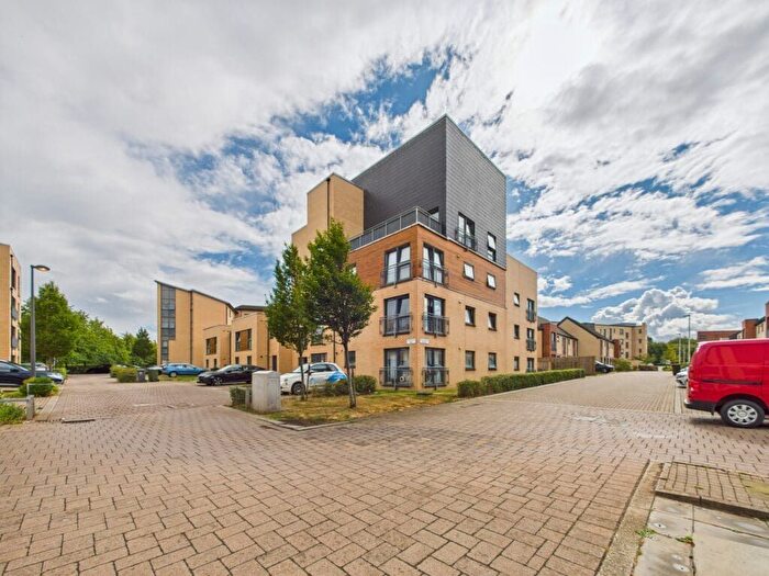 2 Bedroom Flat For Sale In Moffat Way, Edinburgh, EH16