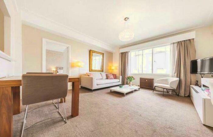 2 Bedroom Maisonette To Rent In Gloucester Place, Marylebone, London, NW1