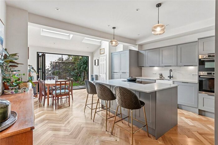 4 Bedroom Terraced House For Sale In Gassiot Road, London, SW17