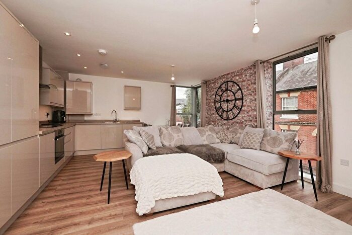 2 Bedroom Flat For Sale In Dover Street, Canterbury, Kent, CT1