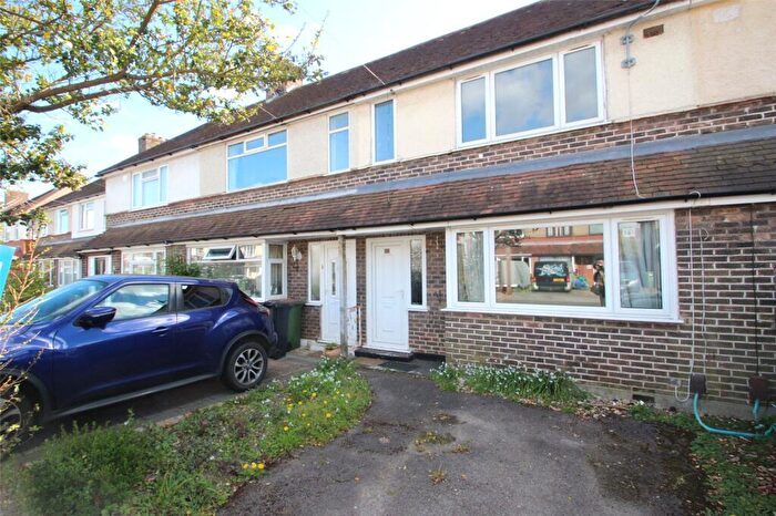 2 Bedroom Terraced House For Sale In Cliffe Avenue, Hamble, Southampton, Hampshire, SO31