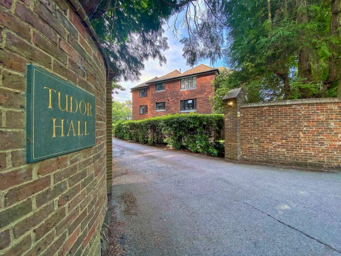 1 Bedroom Flat To Rent In Branksome Park Road, Camberley, Surrey, GU15