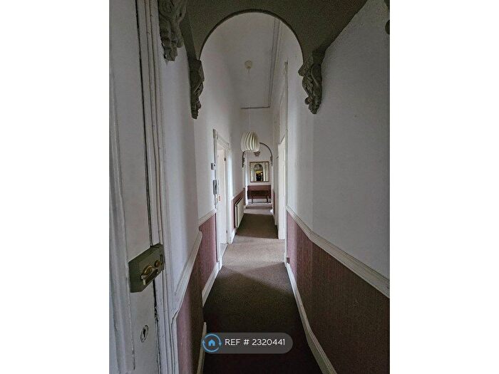 2 Bedroom Flat To Rent In Clifton, Bristol, BS8
