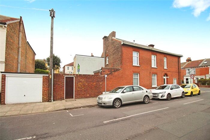 4 Bedroom House To Rent In Lawrence Road, Southsea, Hampshire, PO5