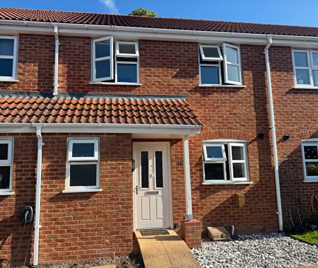 3 Bedroom Semi-Detached House To Rent In Horseman Close, Downham Market, PE38