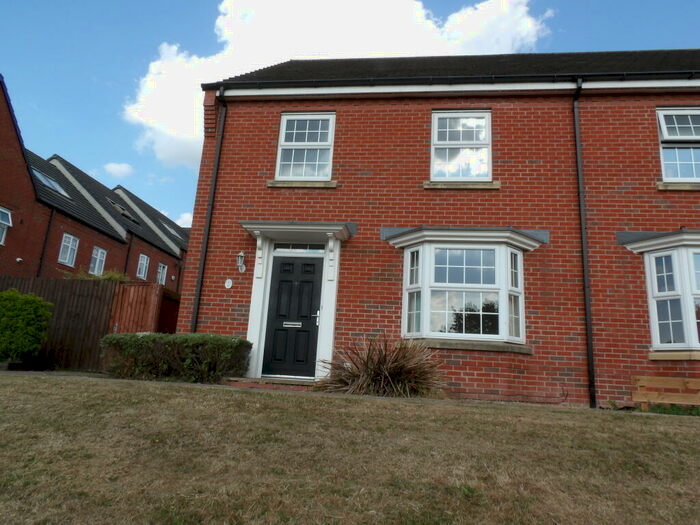 4 Bedroom House To Rent In Royal Walk, BB2