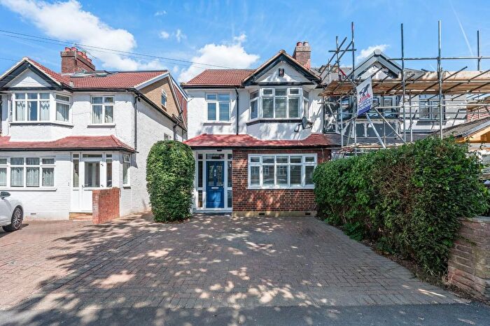 4 Bedroom Semi Detached House For Sale In Hamilton Avenue, Cheam, SM3