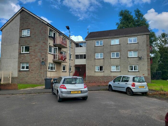 2 Bedroom Flat To Rent In Drumclair Avenue, Airdrie, ML6