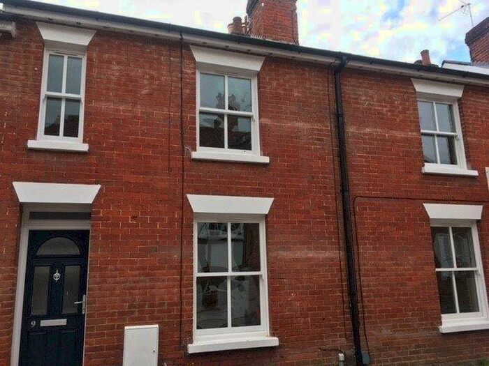 2 Bedroom Terraced House To Rent In Portersbridge Street, Romsey, SO51