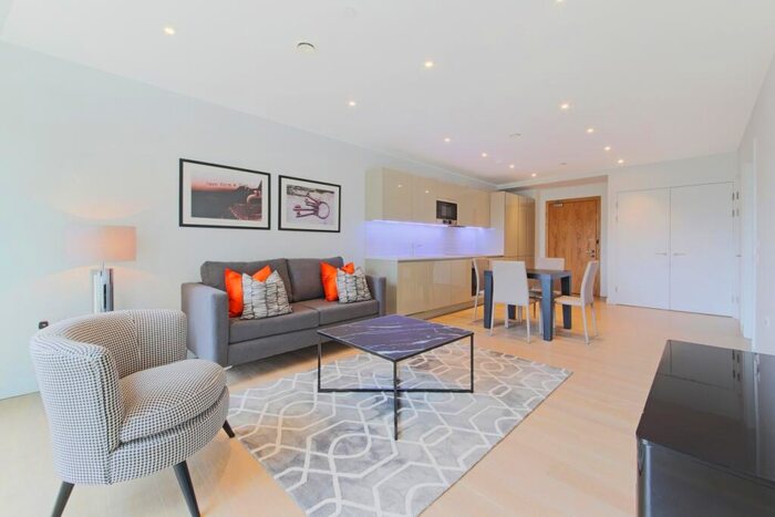 1 Bedroom Flat For Sale In Elephant Park, Sayer Street, Elephant And Castle, London, SE17