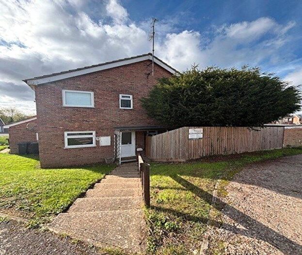 1 Bedroom Maisonette For Sale In Boulters Close, Stowmarket, Suffolk, IP14