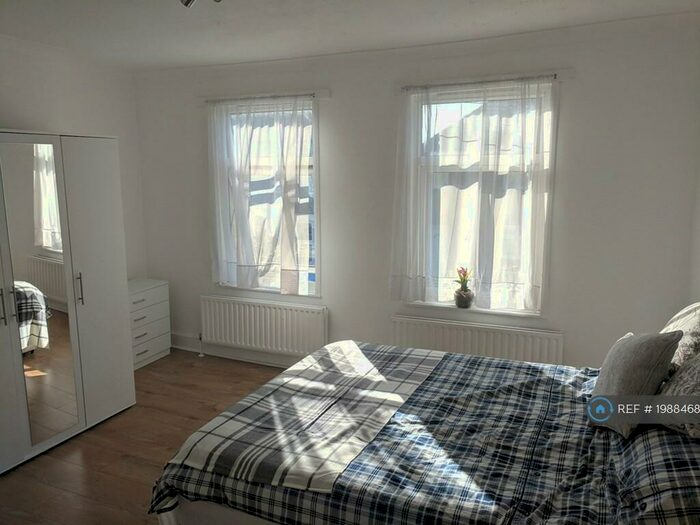 4 Bedroom Terraced House To Rent In Ripley Road, Belvedere, DA17