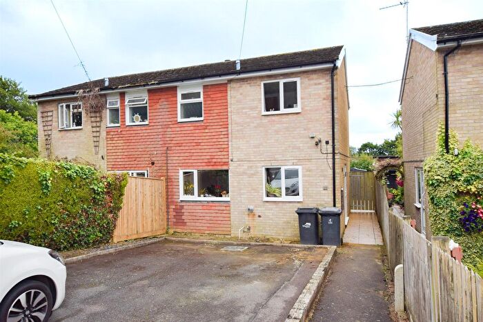 3 Bedroom Semi-Detached House To Rent In Framelle Mount, Framfield, Uckfield, TN22